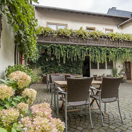 Weingut Und Gastehaus Holger Alt Hotel Monzingen Exterior foto